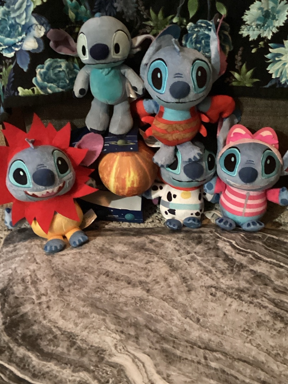 Preowned Disney Lot Of 5 Snitch Plushies . - Picture 3 of 15
